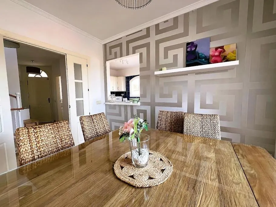 Welcome To Casa Viento Siroco! Sitio de Calahonda Holiday home